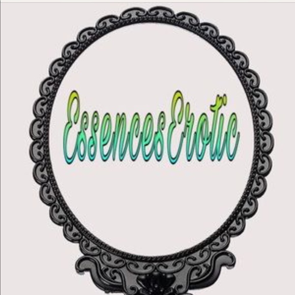 🌹🦋EssencesErotic Sexiest Poshmark Closet🦋🌹 - Picture 1 of 1